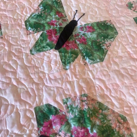 Vintage Butterfly handmade child baby quilt small blanket floral - Picture 3 of 6